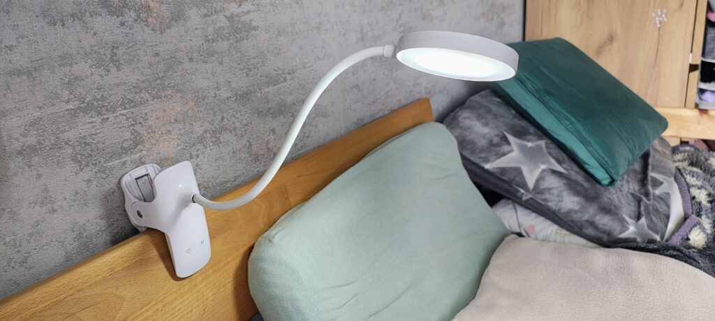 Удобная лампа для чтения