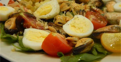 Салат с морепродуктами